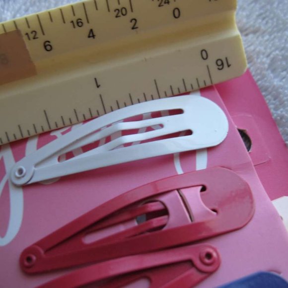 22 Goody Girl Bright Painted Colors Variety Metal Contour Snap Hair Clips 1 7/8" - Picture 4 of 7